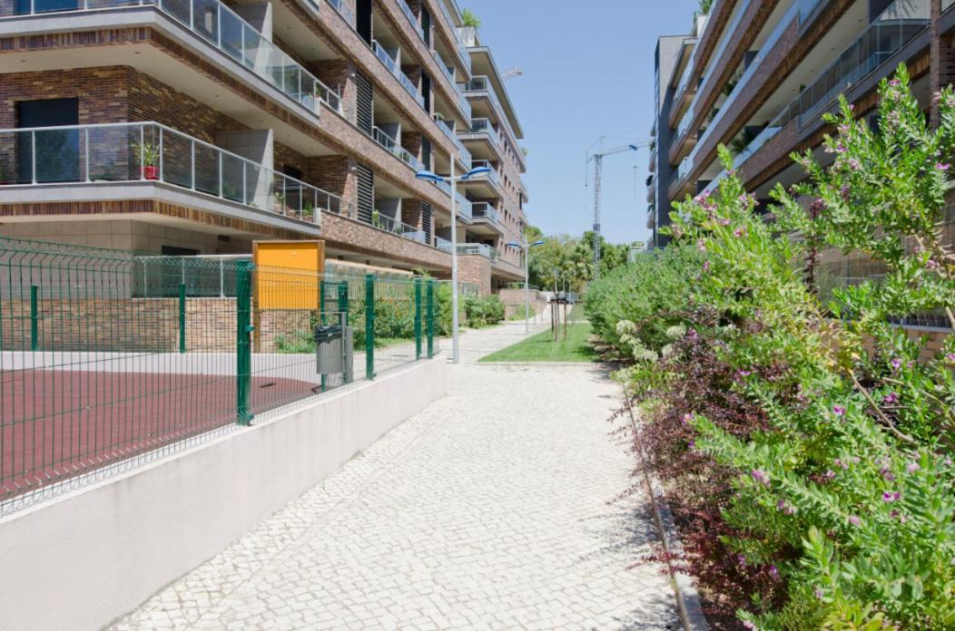 Parque Nacoes / Jardins Cristo Rei Apartment Lisbon Exterior photo